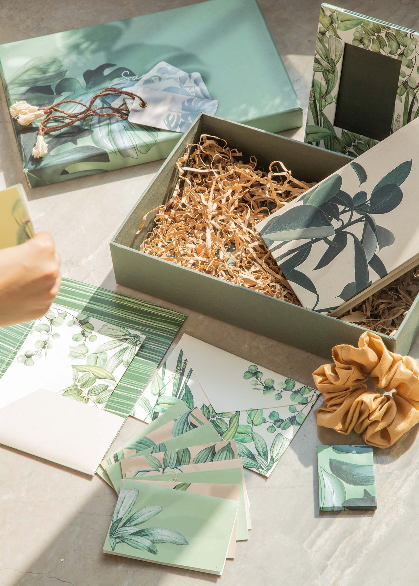 Botany Gift Box