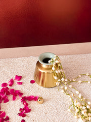 An Ode to Light Festive Hamper