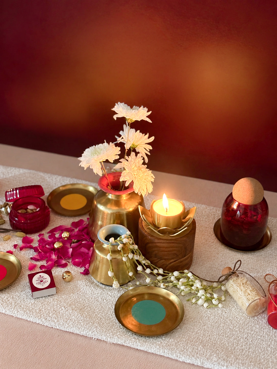 An Ode to Light Festive Hamper