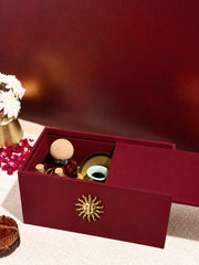 An Ode to Light Festive Hamper